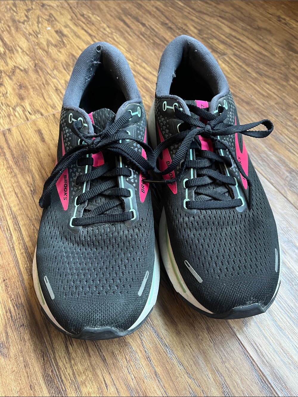 Brooks Women's Black and Pink Ghost Running Sneakers - Picture 2 of 4